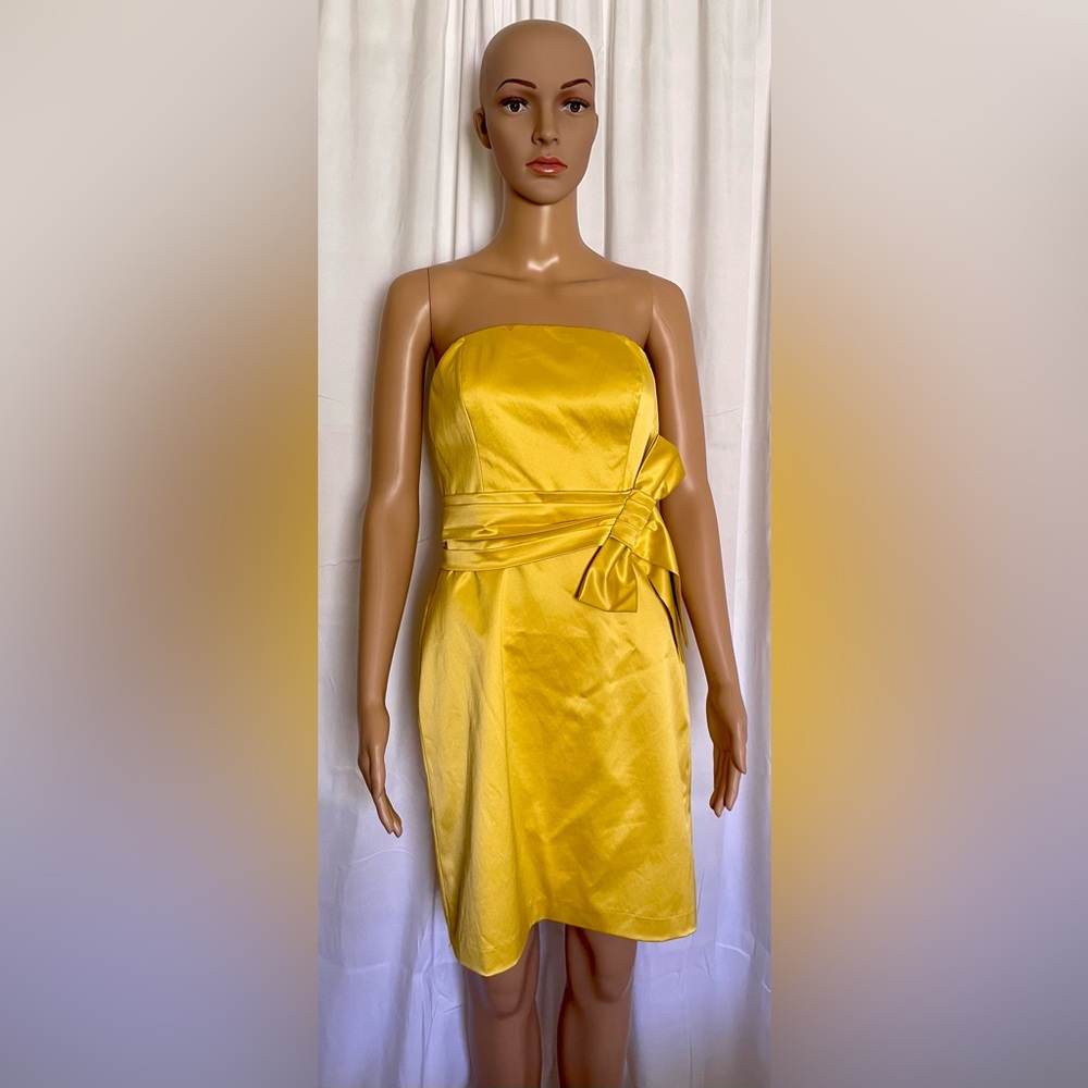The Limited Event Formal Dress Yellow Size 4